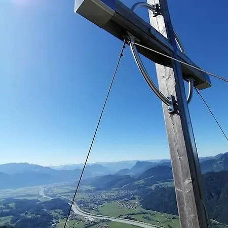 Praschberg 度假居 Niederndorferberg