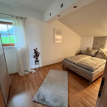 Praschberg 度假居 Niederndorferberg