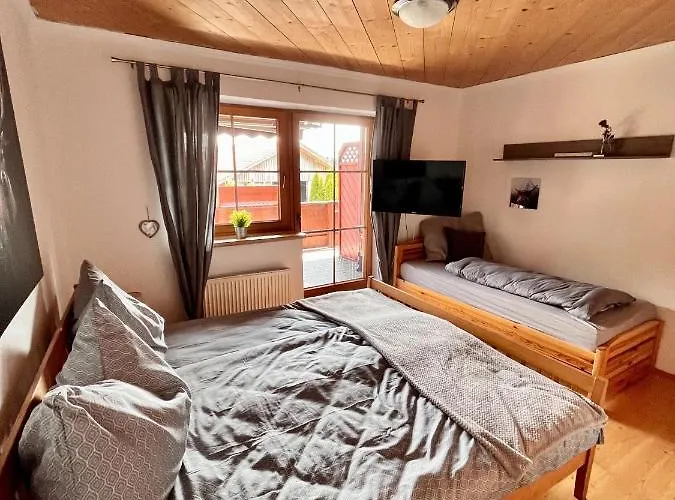 Praschberg * Niederndorferberg